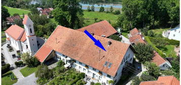 Zwei schöne Wohnungen in historischen Bauernhaus mit Garten, Ausbaupotenzial und Lechblick