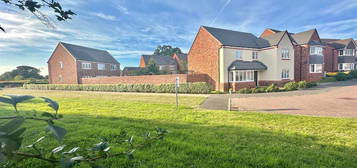 5 bed detached house for sale