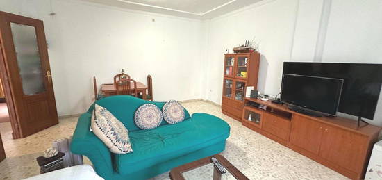 Chalet adosado en venta en La Soledad