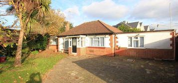 Detached bungalow to rent in Sutton Square, Heston, Hounslow TW5