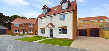 5 bedroom detached house for sale