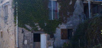 Jolie petite maison de hameau avec jardin