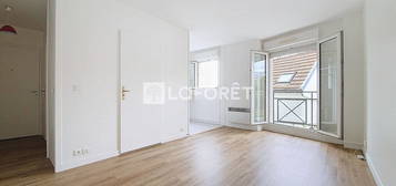 Studio  à vendre, 1 pièce, 26 m², Étage 1/3