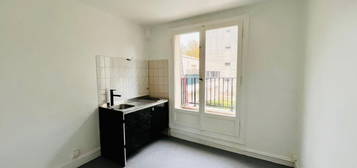 MEUDON BELLEVUE I 11,5 M2 I STUDETTE AVEC BALCON I PARC PRIVATIF