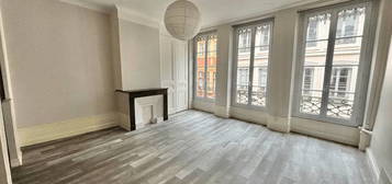 Location appartement 2 pièces 52 m²