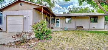 686 Ladore St, Grand Junction, CO 81504