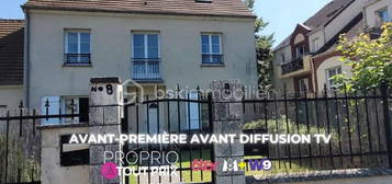 À Vendre - Grande Maison à Clermont-sur-Oise (203 m²) avec Potentiel Locatif