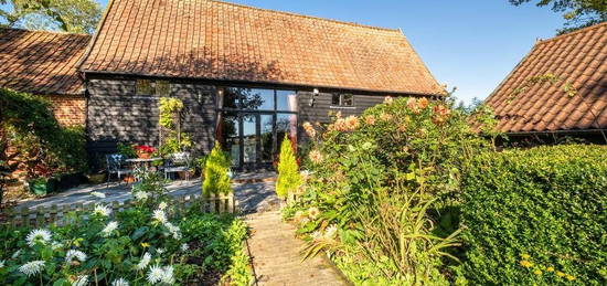 4 bedroom barn conversion for sale