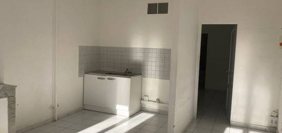 APPARTEMENT T2 TOULON EST