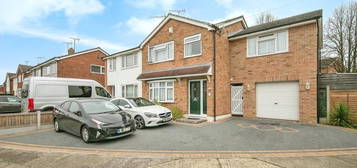 4 bedroom semi-detached house for sale