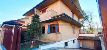 Villa bifamiliare Desio [Cod. rif 3112542VRG]