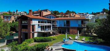 Chalet en calle Pujada de la Barrufa en Montjuïc, Girona