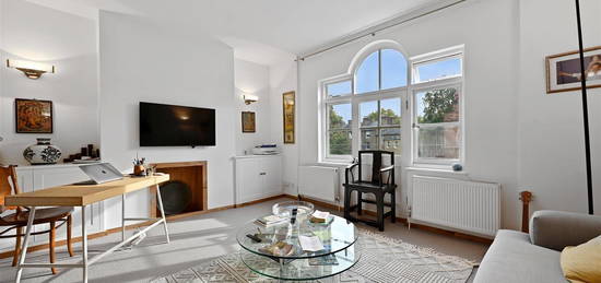 3 bed flat for sale