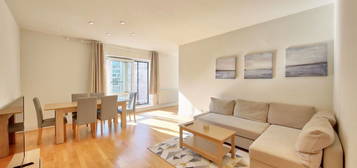 Flat to rent in Warren House, Beckford Close, Kensington W14