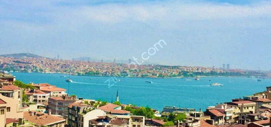 Cihangir'de Sper Deniz Manzaral Sper Terasl Kombili (2)ad.Klimal (2+1) (140 m2) Dubleks Daire