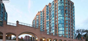 701 - 150 DUNLOP STREET E, Barrie (City Centre), Ontario