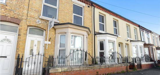 6 bedroom terraced house for sale