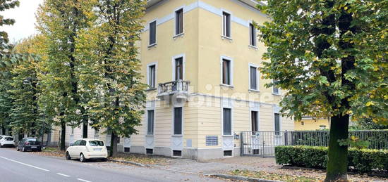 Trilocale viale Lombardia 30, Frati, Busto Arsizio