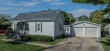 409 W South St, Abingdon, IL 61410