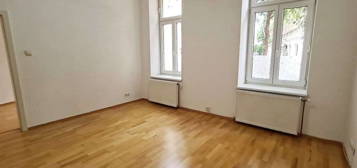 PROVISIONSFREI, ULLMANNSTRASSE, gepflegte 43 m2 Altbau, Wohnküche, 1 Zimmer, Duschbad, Parketten