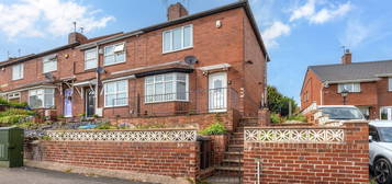 2 bed end terrace house to rent