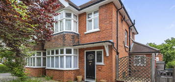 Semi-detached house to rent in Kenilworth Avenue, Reading RG30