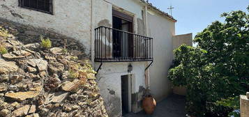 Casa en calle Lanjarón en Padul