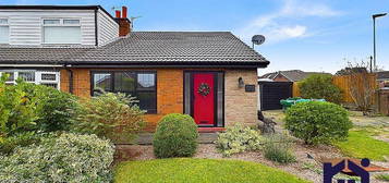 2 bedroom semi-detached bungalow to rent