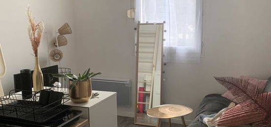 Studio meublé 15.32m² avec mezzanine à Rennes-Cleunay