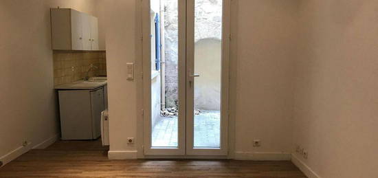 Studio 1 pièce 18 m²