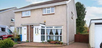 2 bedroom semi-detached house for sale