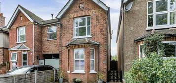 2 bedroom detached house for sale