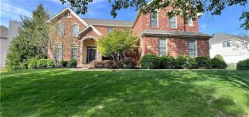 2734 Wynncrest Manor Dr, Chesterfield, MO 63005