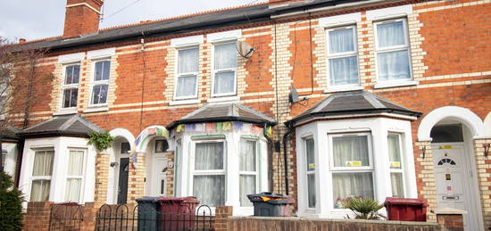 Terraced house for sale in Cholmeley Rd, Reading RG1