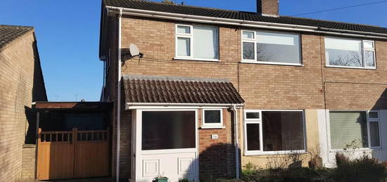 3 bedroom semi-detached house