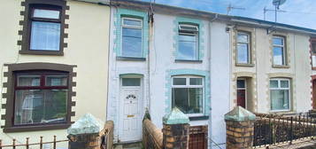 3 bed maisonette for sale