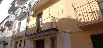 Casa indipendente in Via Panzardi Sottotenente