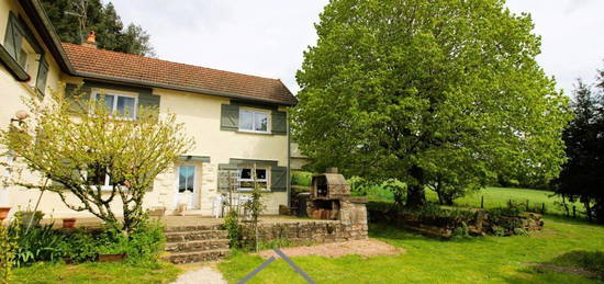 Maison  à vendre, 5 pièces, 3 chambres, 160 m²