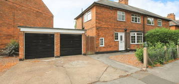 3 bedroom semi-detached house