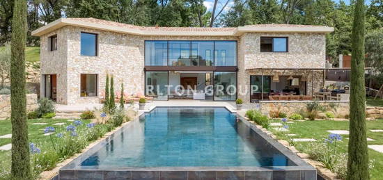 Villa  à vendre, 7 pièces, 5 chambres, 360 m²