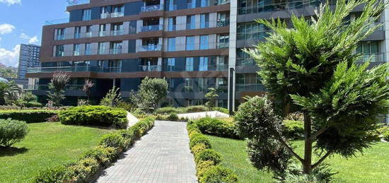 VADİSTANBUL TERAS SATILIK BOŞ GÜNCEL 1+1 - SKYLAND