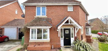 3 bed detached house to rent