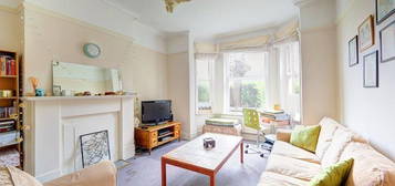 2 bed flat to rent