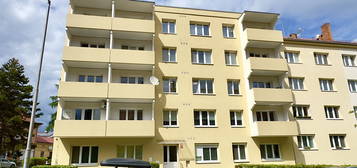 Prodej bytu 3+kk, 64 m2 - Znojmo