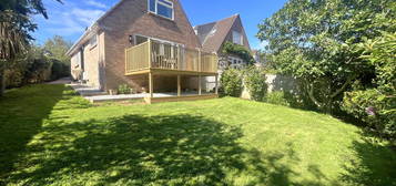 3 bed detached house for sale