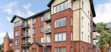 3 bed flat for sale