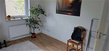 Ansprechende 2-Zimmer-Wohnung in DU-Großenbaum