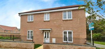 4 bedroom detached house