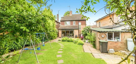 3 bedroom detached house