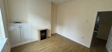 2 bedroom terraced house